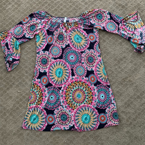 EUC Honeyme offshoulder dress with flared sleeves - Picture 2 of 4